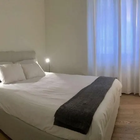 Joivy 1br In Isola With Stunning View To Bosco Verticale 公寓