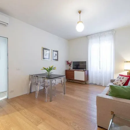 Joivy 1br In Isola With Stunning View To Bosco Verticale * 米兰